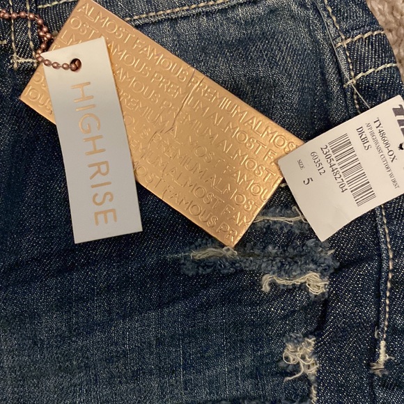 High Rise Shorts - Picture 2 of 3